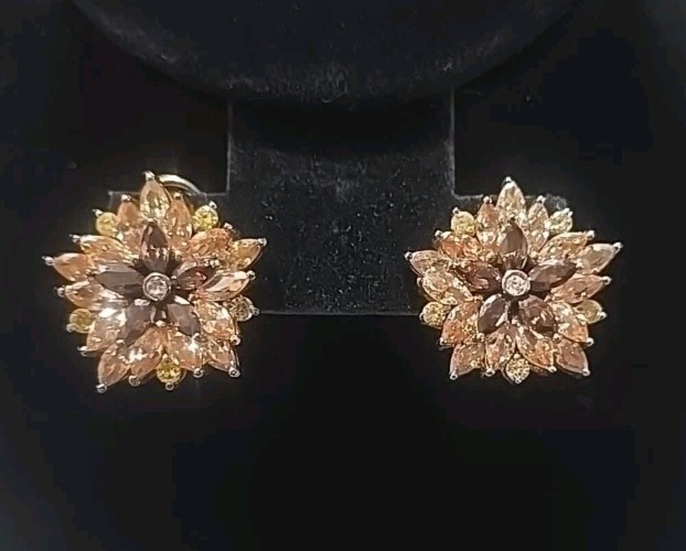 Gorgeous Pierced Earrings Marked KL 925